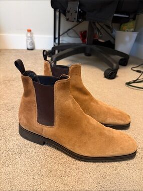 Monte Rosso Tan Suede Chukka Chelsea Boots